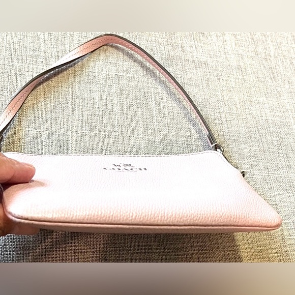 Coach Light Pink Leather Wristlet - Picture 4 of 6